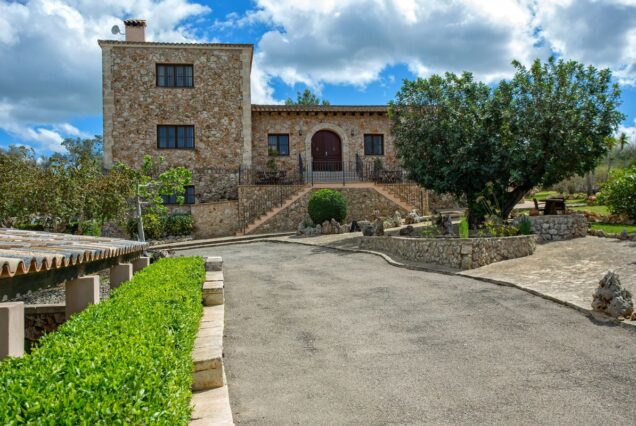 Séjour au cœur de Majorque · Hôtel Ses Illes à Costitx & Expériences